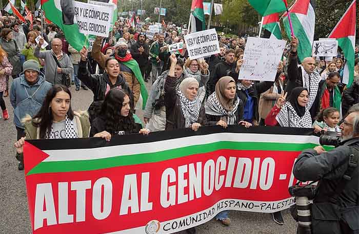 Miles de personas se manifiestan en todo el mundo por el asalto a la Flotilla